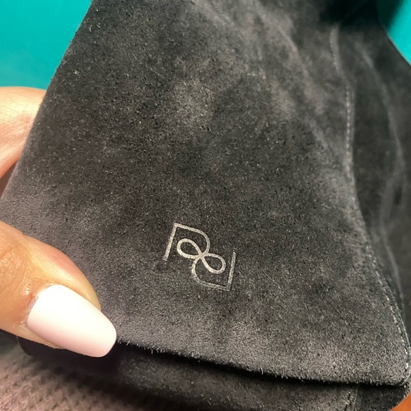 Reformation Small Vittoria Tote - Picture 9 of 9